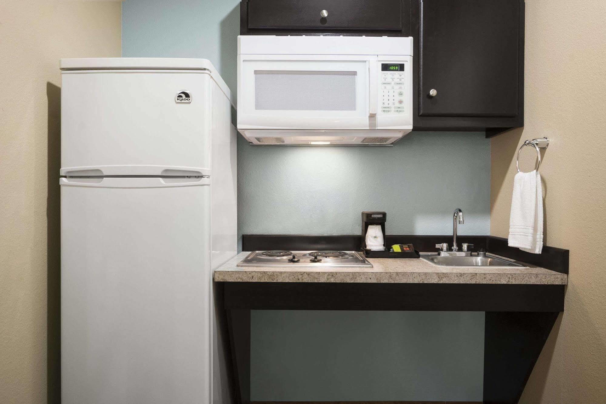 Days Inn Pearsall Ngoại thất bức ảnh